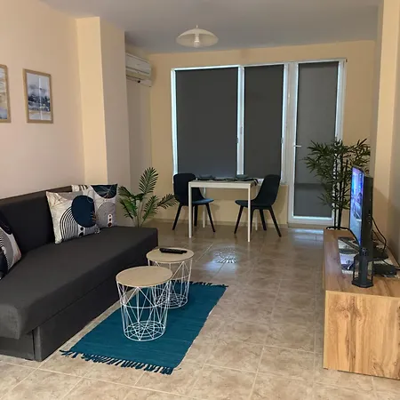 Cozy Spacious In Varna