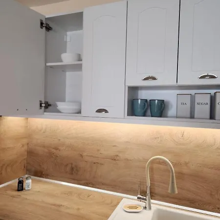 Cozy Spacious In *