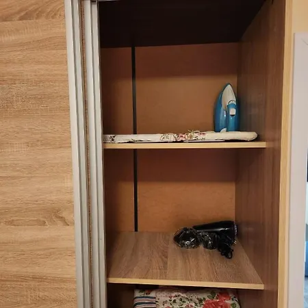 Cozy Spacious In Apartmán