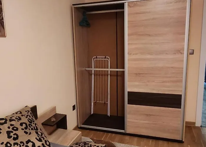 Apartman Cozy Spacious In Várna