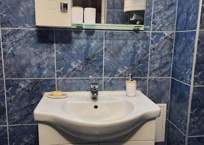 Cozy Spacious In Apartman Várna